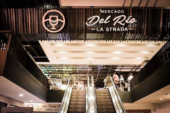 Mercado del Rio La Strada